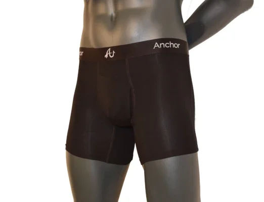 AU_Man_from_off-center_600x400